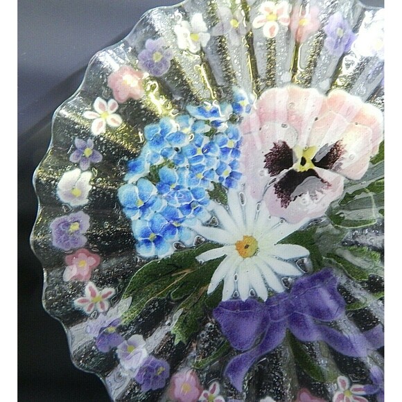 Fused Glass Floral Bouquet Plate Dish Pansy Daisy Ruffled Edge 10.5 In Signed - Picture 3 of 8